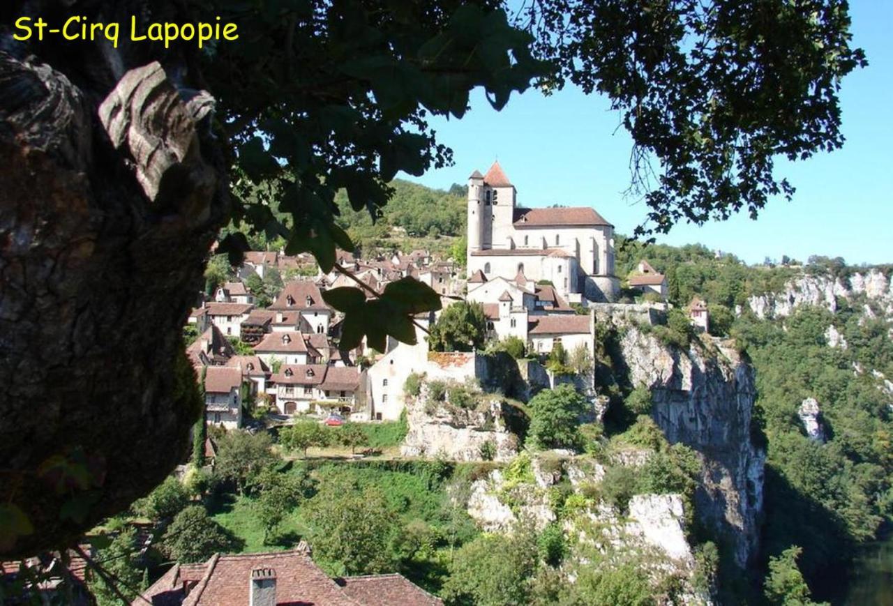 Les Sentiers Du Causse Hotel Lentillac du Causse Екстериор снимка