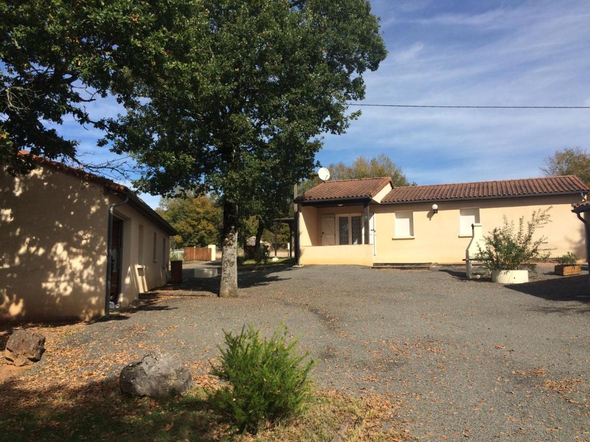 Les Sentiers Du Causse Hotel Lentillac du Causse Екстериор снимка